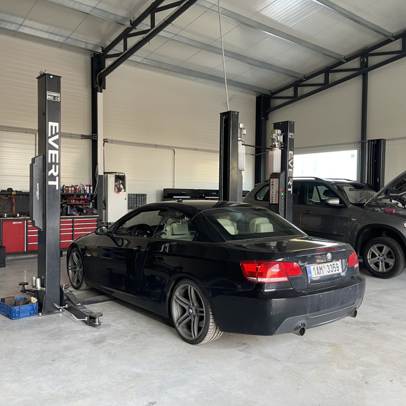 BMW